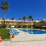 Flat Caballero شقة