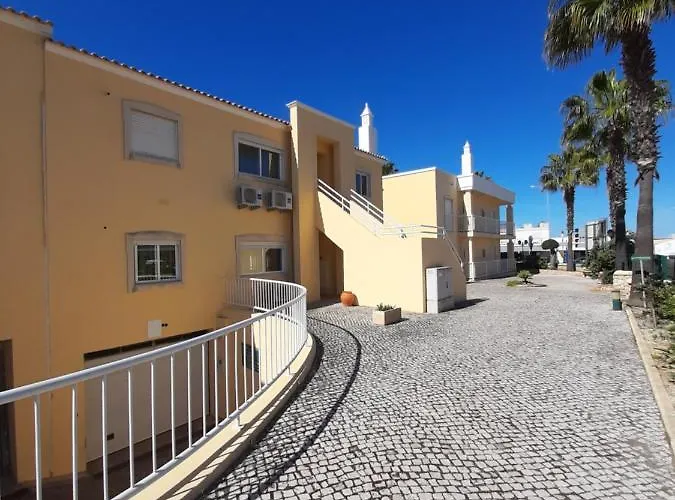 Flat Caballero Guia (Faro)